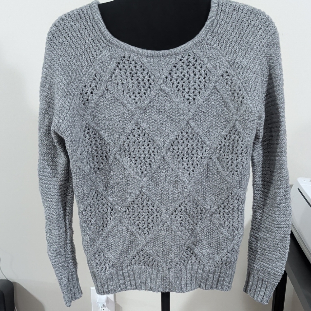 American Eagle Outfitters Textured Gray Sweater